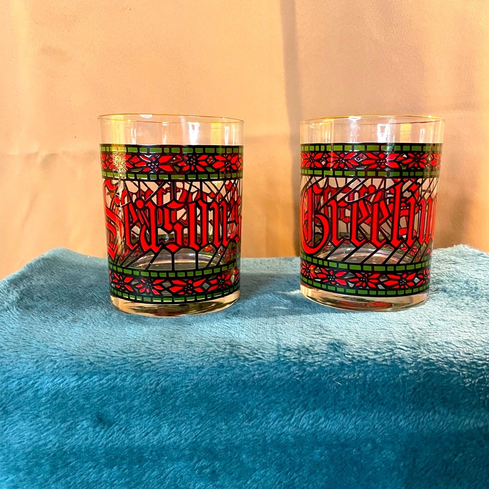 2 VINTAGE Christmas 70s Houze “Seasons Greetings” Stained Glass Gold Rim Accent